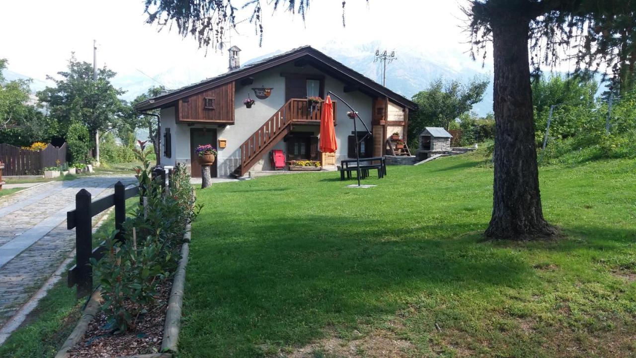 Maison Des Abeilles Vda Gressan N 0028 Bagian luar foto