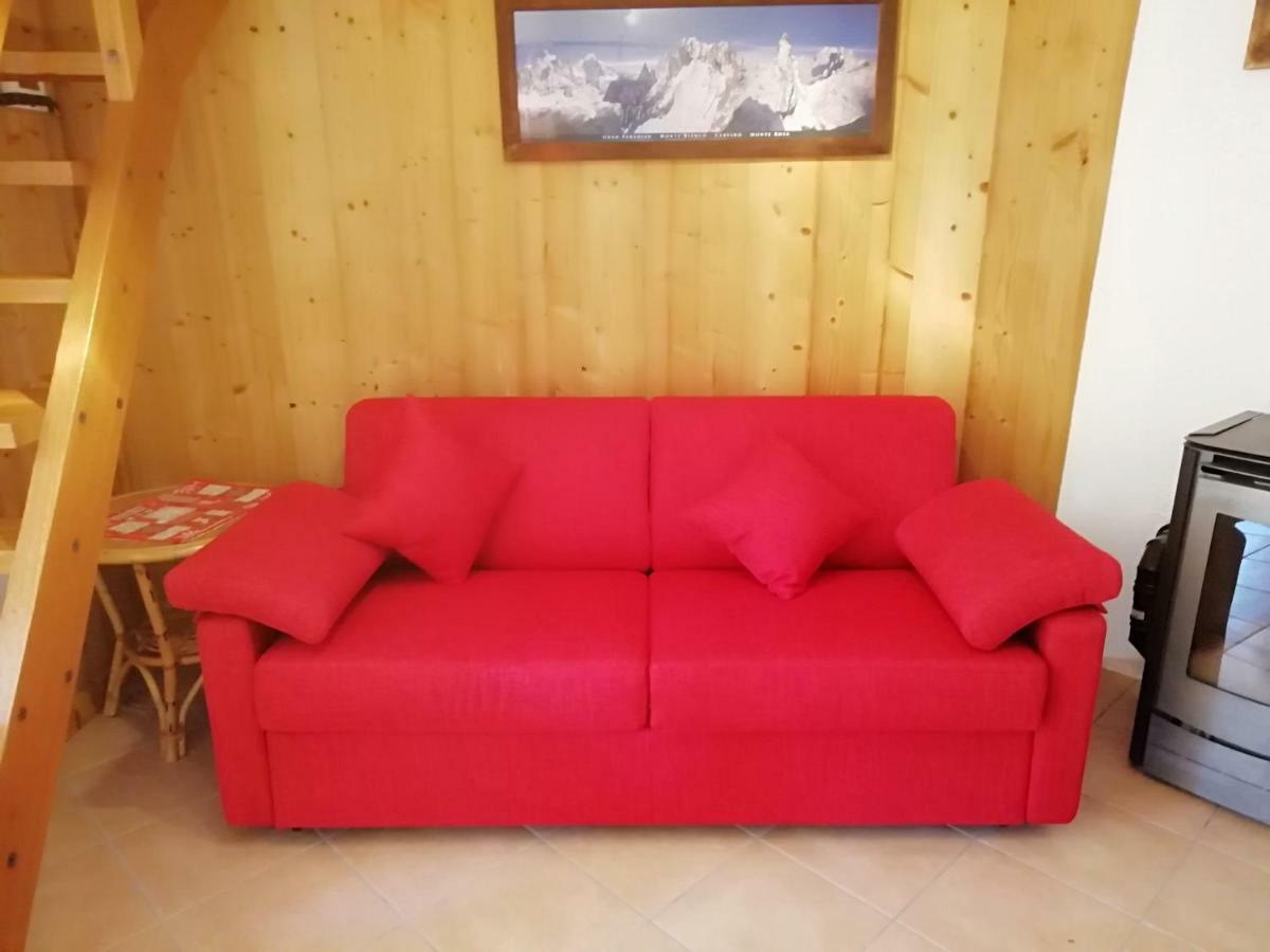 Maison Des Abeilles Vda Gressan N 0028 Bagian luar foto